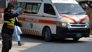 Pakistan'da karakola yönelik bombalı saldırıda 8 polis öldü