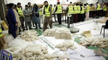 Pakistan'da Lahor Üniversitesi, Türkiye'deki depremzedeleri unutmadı