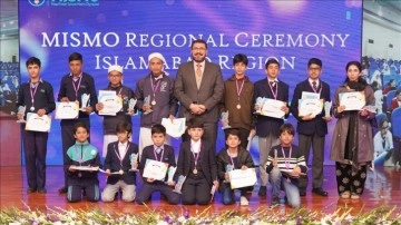 Pakistan'da TMV'nin düzenlediği Matematik Olimpiyatı'nda dereceye girenler ödüllendir