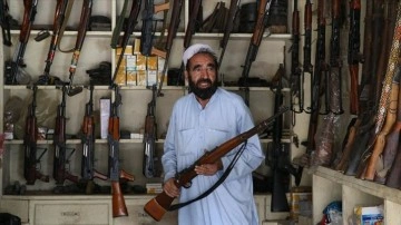 Pakistan'da yasa dışı silah endüstrisinin merkezi: Dera Adem Heil
