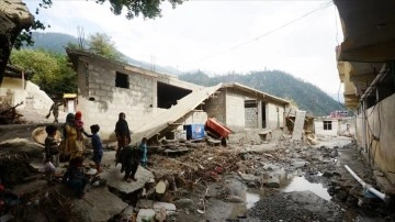Pakistan'ın gözde turistik merkezi Kalam'da selin etkisi yıkıcı oldu