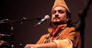 Pakistanlı ünlü şarkıcı Amjad Sabri, arabasında öldürüldü
