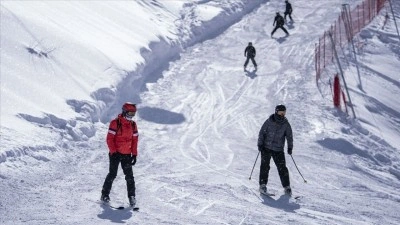 Paland&ouml;ken'de kar kalınlığı 3 metreye yaklaştı