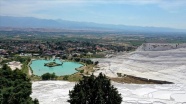 Pamukkale'yi 8 günde 2 bin kişi ziyaret etti