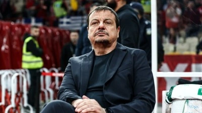 Panathinaikos Başantren&ouml;r&uuml; Ataman'dan hakem tepkisi