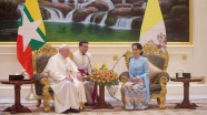 Papa, Myanmar'da Arakanlılar için doğrudan mesaj vermekten kaçındı