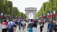 Paris'te 2030'da benzinli araçlar yasaklanabilir
