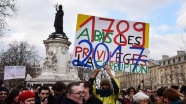 Paris'te 'yolsuzluk' protestosu