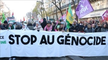Paris'in Şanzelize Caddesi'nde 31 Aralık'taki Filistin'e destek gösterisi yasakl