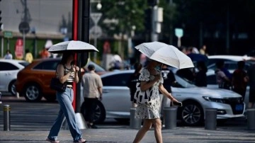 Pekin kent yönetiminden aşırı sıcaklar nedeniyle açık havadaki işlerin durdurulması talimatı