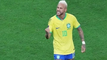 Pele'yi geçen Neymar, Brezilya Milli Takımı'nın en golcü oyuncusu oldu
