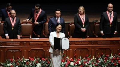 Peru'nun se&ccedil;ilmiş Devlet Başkanı Fujimori, mazbatasını aldı