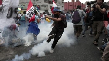 Peru'da hükümet karşıtı protestolarda ölenlerin sayısı 43'e yükseldi