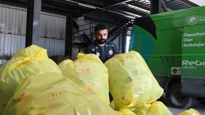 Pilot il Sakarya'da 9 milyona yakın i&ccedil;ecek ambalajı geri d&ouml;n&uuml;ş&uuml;me kazandırıldı