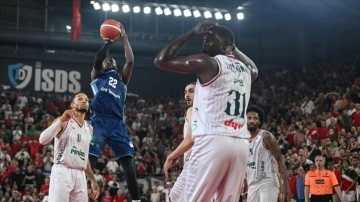 Pınar Karşıyaka, Basketbol Süper Ligi'nde dördüncü finaline bir galibiyet uzakta