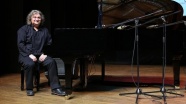 Piyanist Uğurlu, konserlerini 15 Temmuz şehitlerine adadı