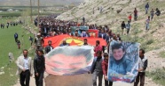 PKK’lı için cenaze töreni yapıldı! Öcalan posterleri açıldı
