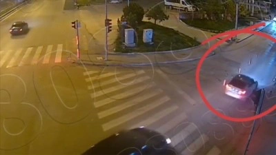 Polisten ka&ccedil;an alkoll&uuml; s&uuml;r&uuml;c&uuml; ile ara&ccedil; sahibine 1 milyon 292 bin lira ceza kesildi