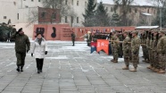 Polonya'da ABD askerlerine karşılama töreni düzenlendi