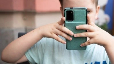 Polonya h&uuml;k&uuml;meti, ilkokullarda telefon kullanımını kısıtlayacak tasarıyı kabul etti