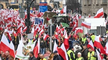 Polonya'da binlerce çiftçi, AB'nin tarım politikalarını protesto etti