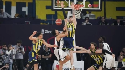 Potada 40. Erkekler T&uuml;rkiye Kupası'nın sahibi Fenerbah&ccedil;e Beko