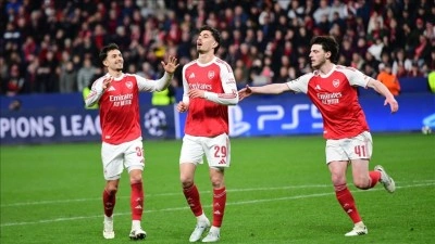 Premier Lig'de &uuml;st &uuml;ste 4. ma&ccedil;ını kazanan Arsenal, zirvede farkı a&ccedil;ıyor