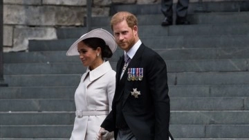 Prens Harry, eşi Meghan ile tanışmadan önce "bağnaz" olduğunu söyledi