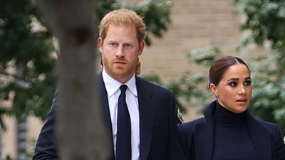 Prens Harry ve eşi Meghan &Uuml;rd&uuml;n'de tedavi g&ouml;ren Gazzeli yaralıları ziyaret etti