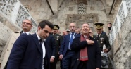 Prizren halkından Milli Savunma Bakanı Akar'a sevgi seli