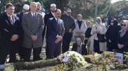 Prof. Dr. Beril Dedeoğlu, vefatının birinci yılında kabri başında anıldı