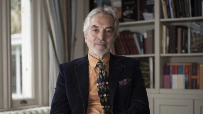 Prof. Dr. İskender Pala: Bir roman yazmak i&ccedil;in yılda 2500 saat ter d&ouml;k&uuml;yorum