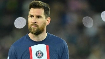 PSG Lionel Messi'yi 2 hafta kadro dışı bıraktı