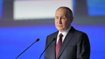 Putin, Suudi Arabistan Veliaht Prensi Bin Selman ile Rusya'daki olayları görüştü