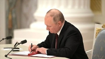 Putin, tüm Ukraynalılara Rus vatandaşlığı verilmesini kolaylaştıran kararı imzaladı