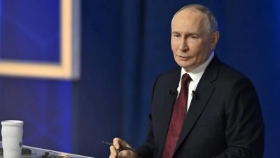 Putin, Zelenskiy ile uzun vadeli bir anlaşma imzalamak i&ccedil;in g&ouml;r&uuml;şebileceğini s&ouml;yledi