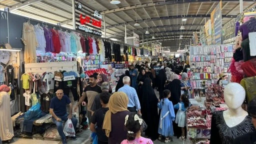 Irak'ın Kerkük kentindeki çarşılarda Kurban Bayramı hareketliliği yaşanıyor