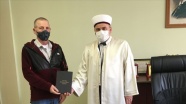 Ramazan ayından etkilenip Müslüman oldu