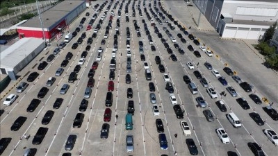 Ramazan Bayramı tatilinde g&uuml;mr&uuml;k kapılarından 323 bin yolcu giriş-&ccedil;ıkışı oldu