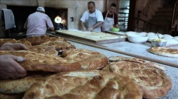 Ramazan pidesi ustaları yoğun mesaide