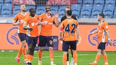 RAMS Başakşehir, S&uuml;per Lig'de 3 ma&ccedil; sonra kazandı