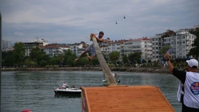 Red Bull "Yağlı Direk" etkinliği Ordu'da ger&ccedil;ekleştirildi