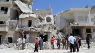 Rejim uçakları İdlib'e saldırdı: 11 ölü