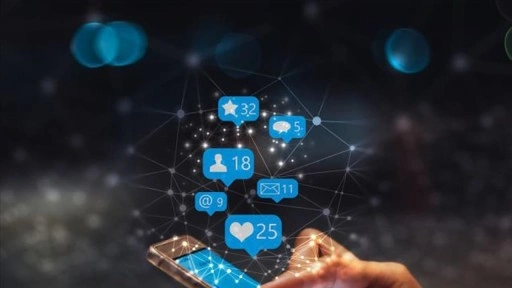 Reklam y&ouml;netmeliğinde "yapay zeka" ve "influencer" d&uuml;zenlemesi