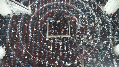 Restorasyonu tamamlanan Selimiye Camisi'nde teravih yoğunluğu