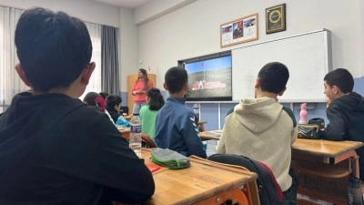 Risk altındaki &ccedil;ocukların erken tespiti i&ccedil;in "okul sosyal hizmeti uygulaması başlatılmalı"