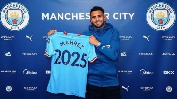 Riyad Mahrez, Manchester City ile 2025'e kadar sözleşme imzaladı