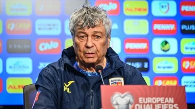 Romanya Milli Futbol Takımı Teknik Direkt&ouml;r&uuml; Lucescu: İki takım da D&uuml;nya Kupası'na gitmeyi hak ediyor
