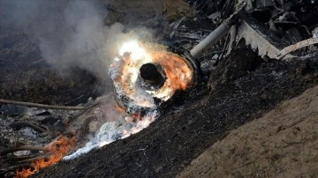 Romanya'da savaş uçağı ile askeri helikopter düştü
