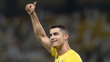 Ronaldo "hat-trick" yaptı, Al Nassr farklı kazandı